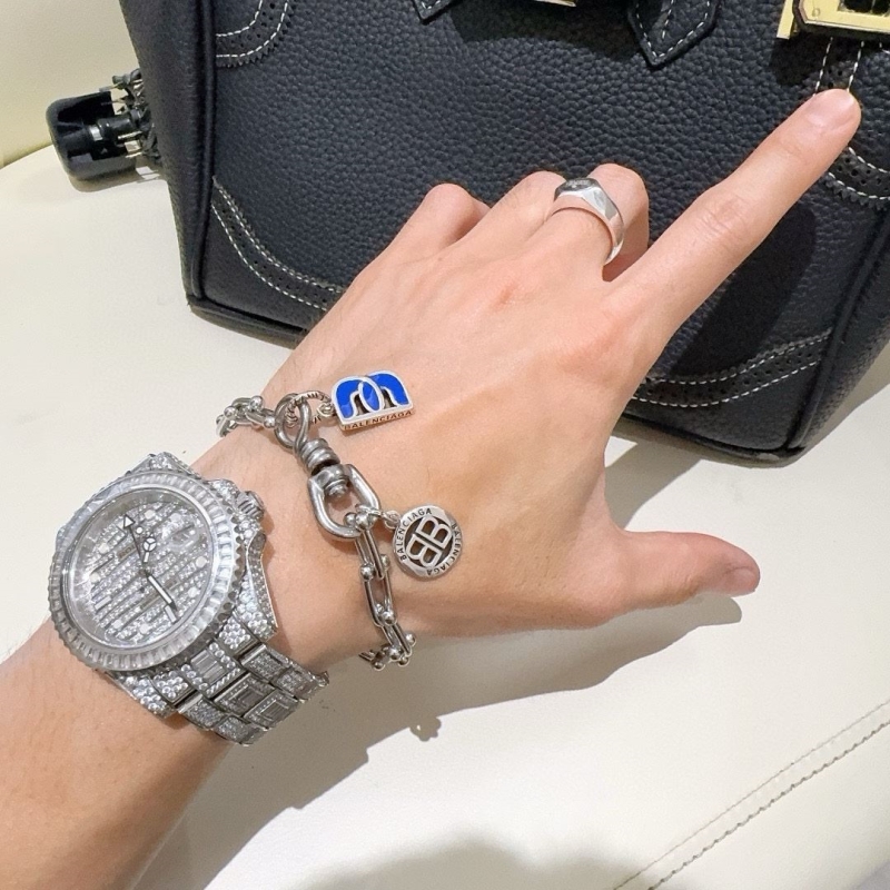 Ba1en*iaga bracelets